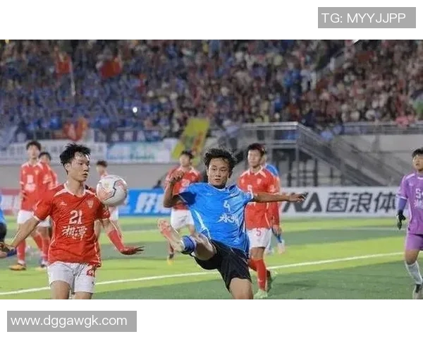 湘潭足球历史上的传奇人物盘点及其影响力分析