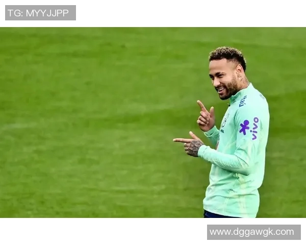 内马尔引领足球热潮全民热爱与明星同行的精彩瞬间