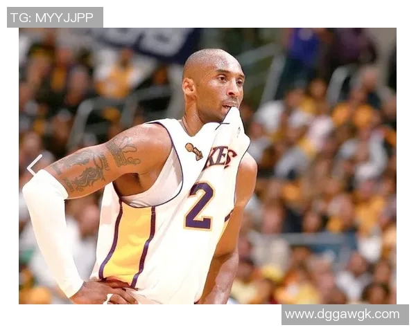 篮球传奇人物的辉煌历程与成就解析